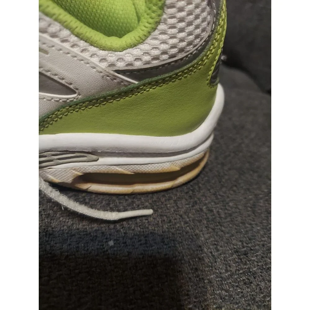 NIKE‎ Air Womens Size 9 Lime Green White Shoes Crossfit Running Shoes